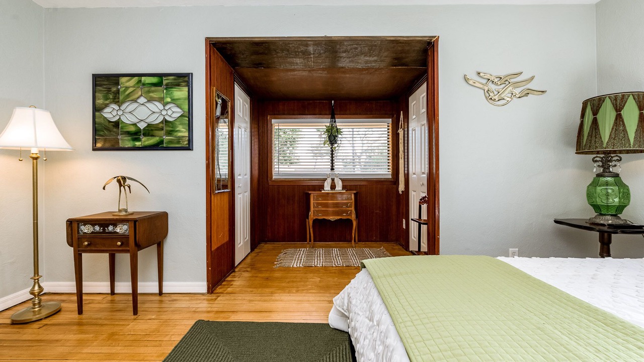 Photo of Bedroom in Kingston