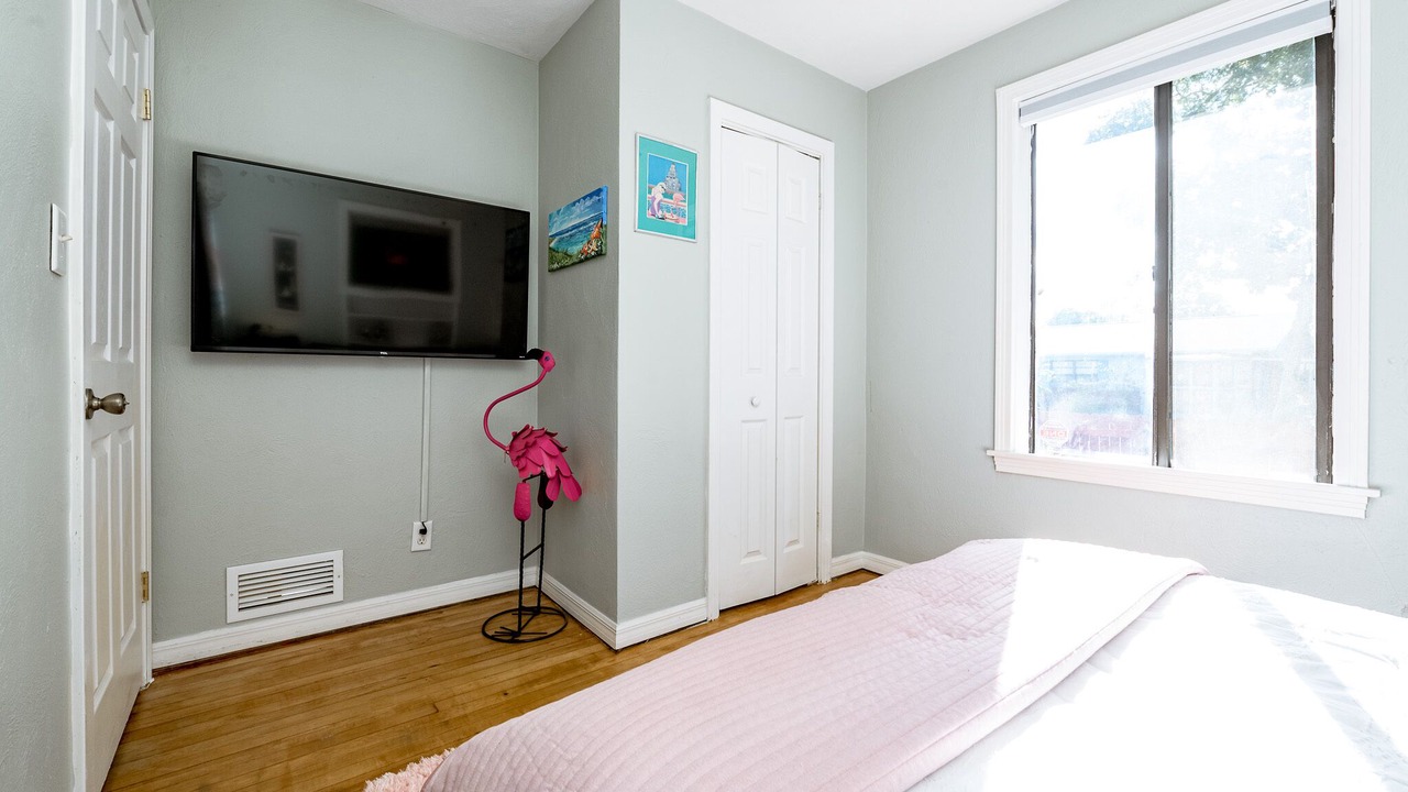 Photo of Bedroom in Kingston