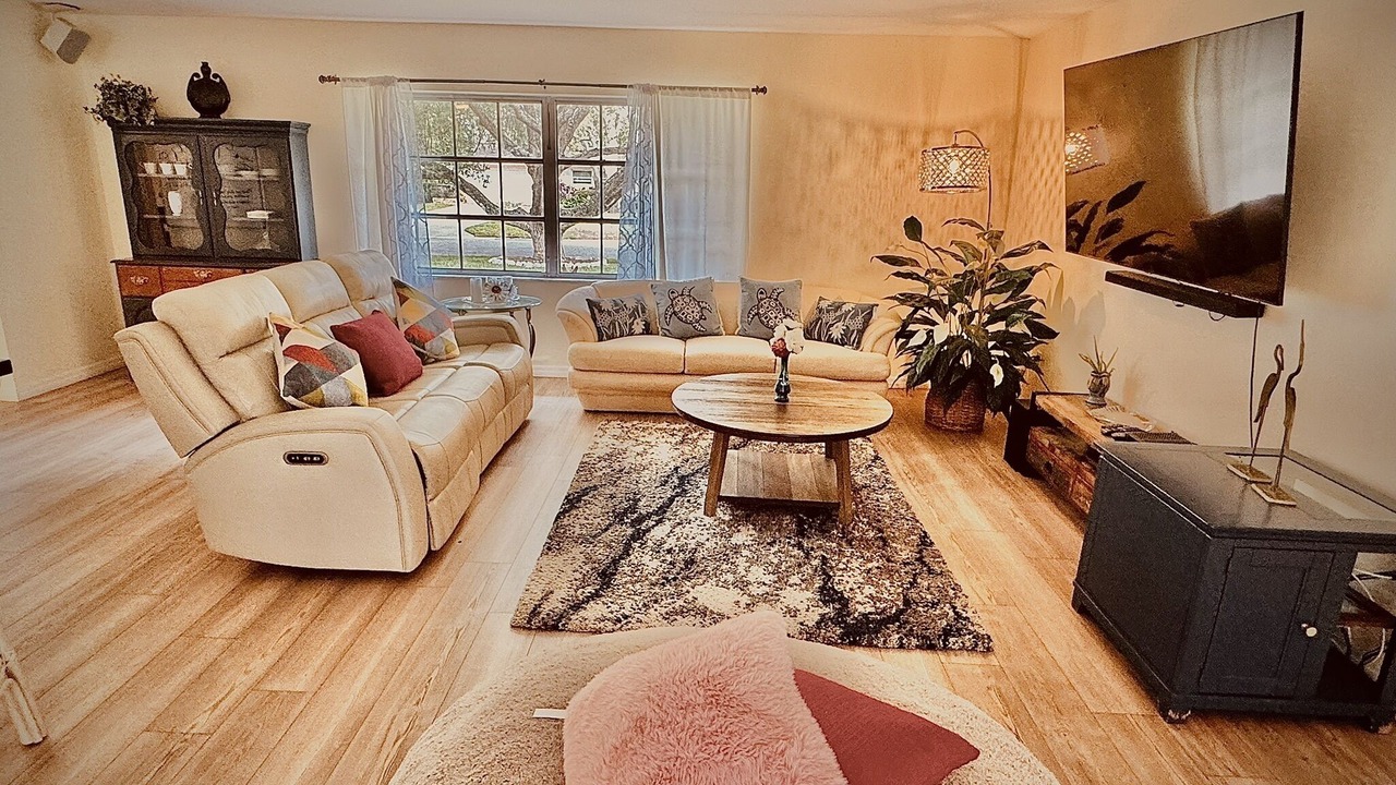 Photo of Livingroom in Clearwater