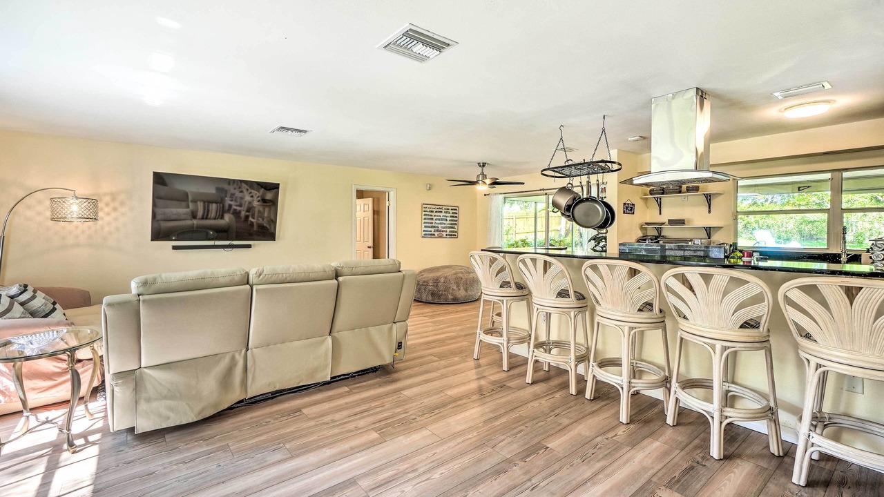 Photo of Livingroom in Clearwater