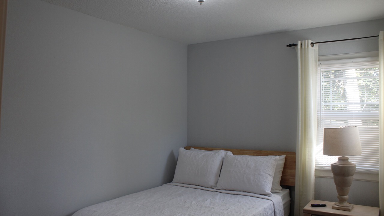 Photo of Bedroom in Murray Hill