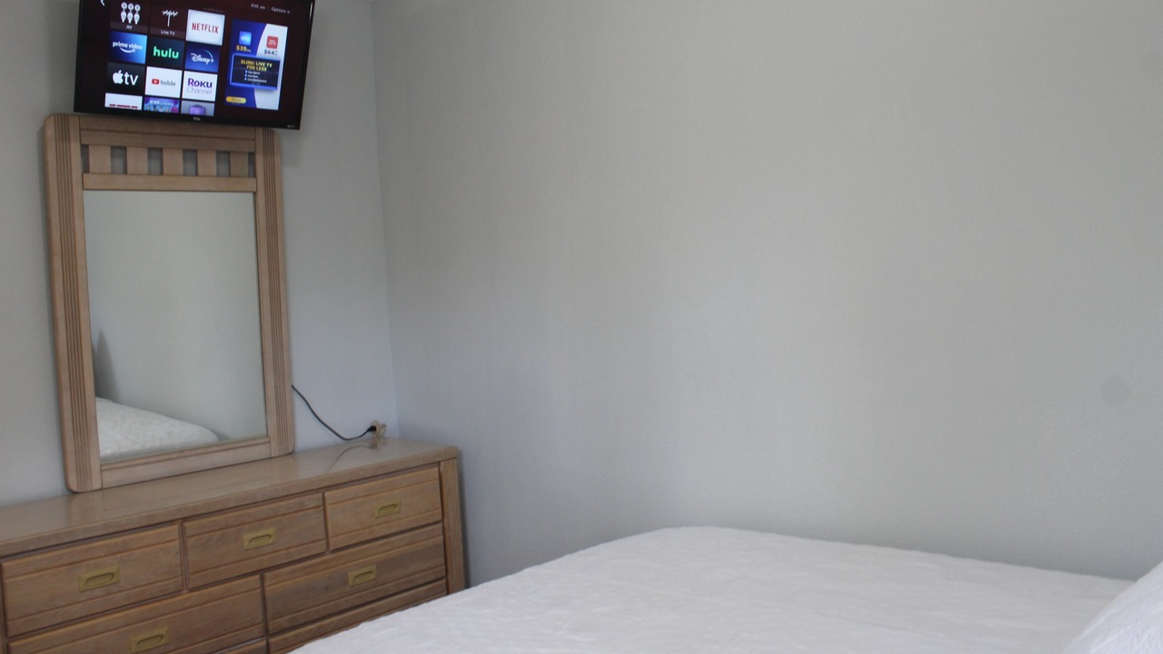 Photo of Bedroom in Murray Hill