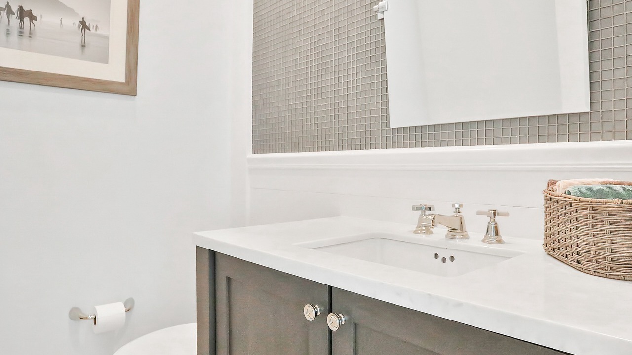 Photo of Bathroom in Island Estate