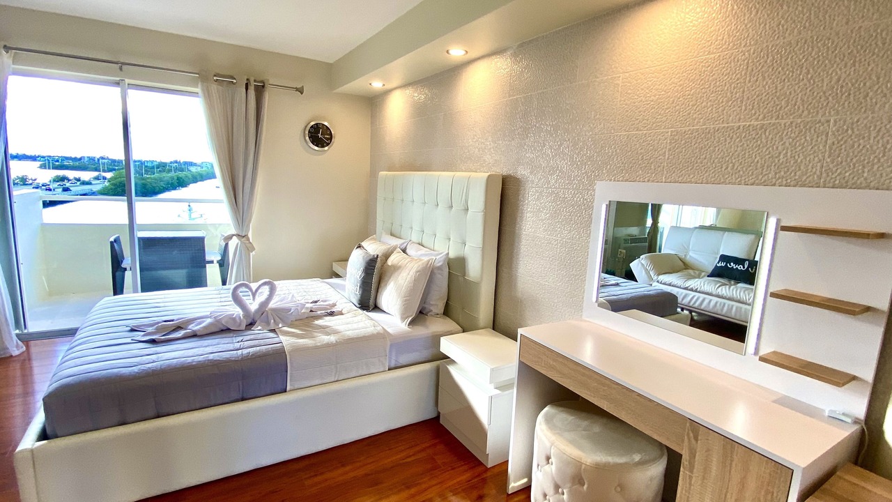 Photo of Bedroom in North Bay Village