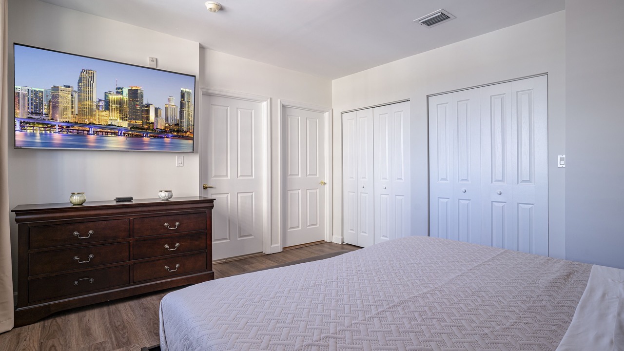 Photo of Bedroom in Coral Way