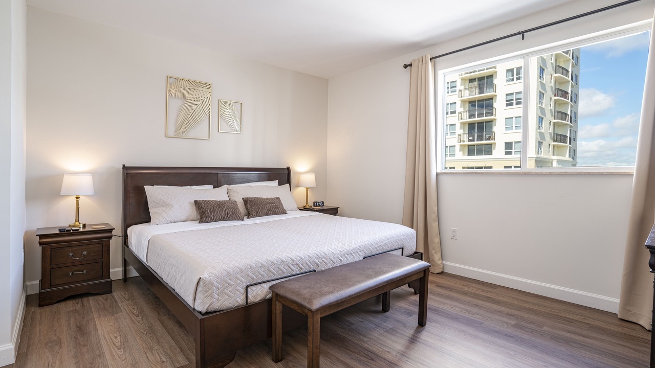 Photo of Bedroom in Coral Way