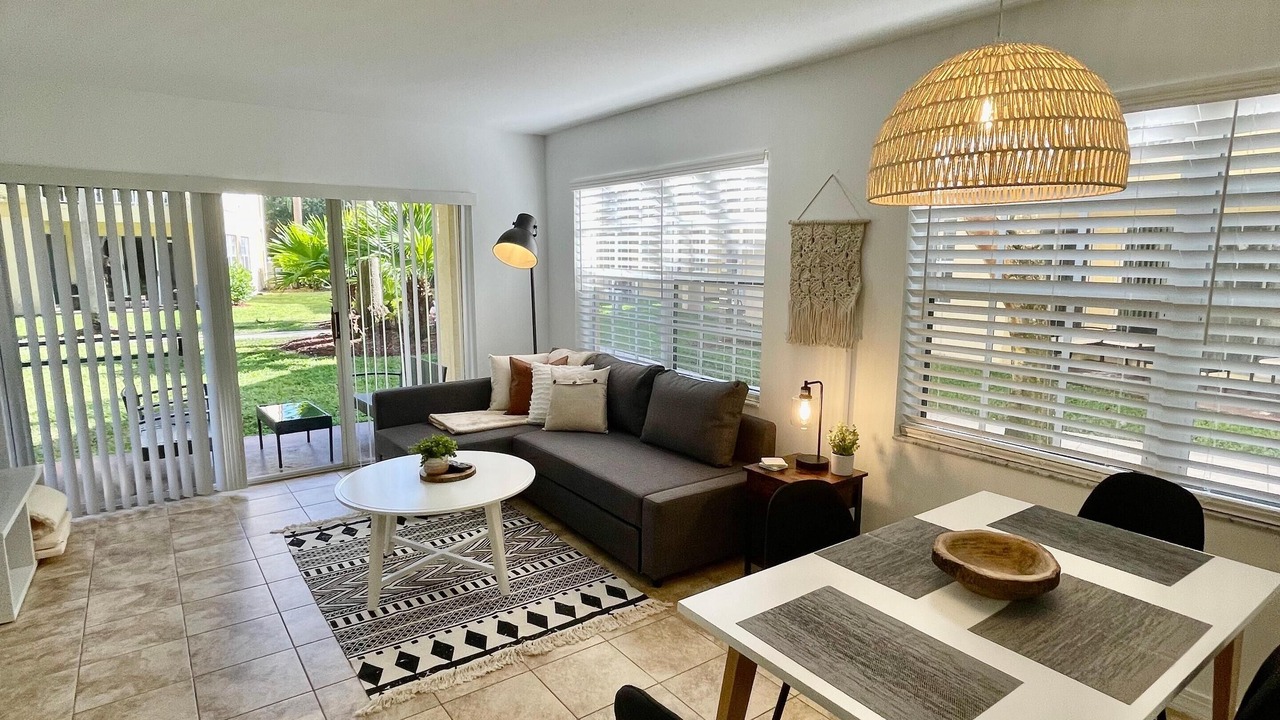 Photo of Livingroom in Boca Raton