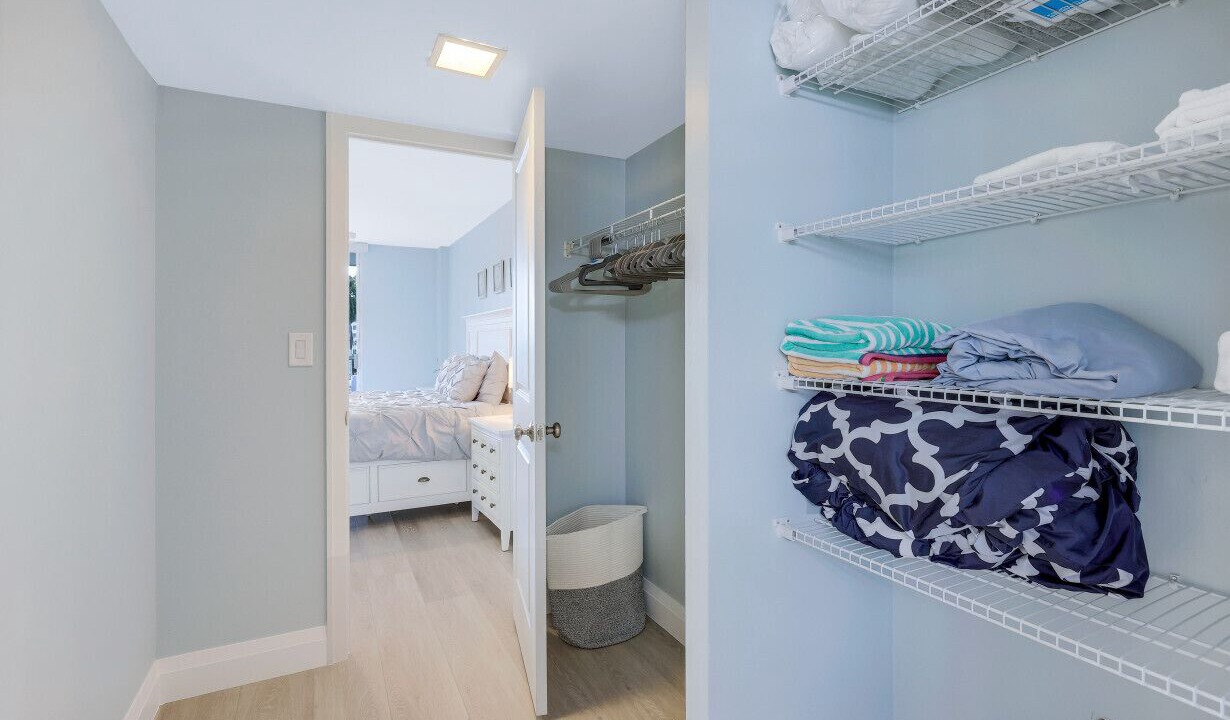 Photo of Bedroom in Vanderbilt Beach