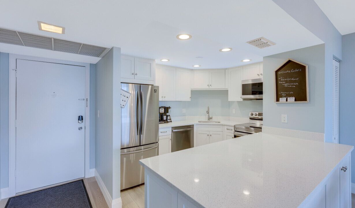 Photo of Kitchen in Vanderbilt Beach