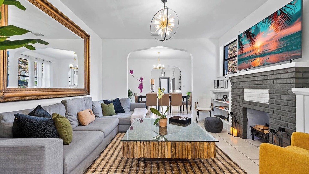 Photo of Livingroom in East Little Havana