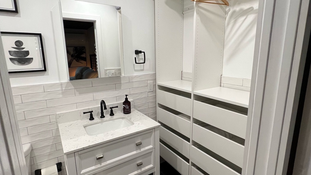 Photo of Bathroom in Croissant Park
