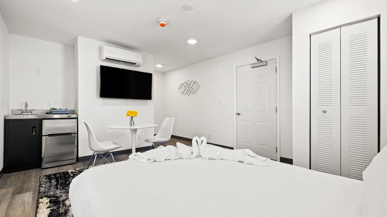 Photo of Bedroom in South Miami