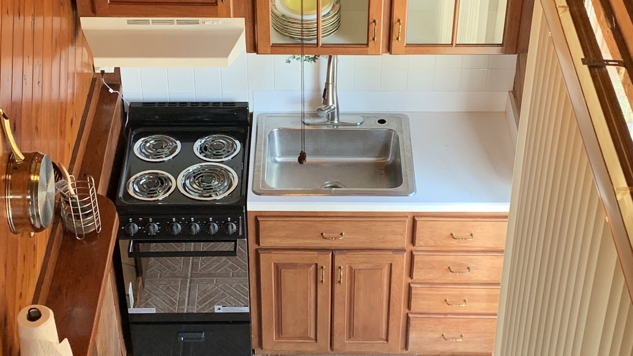 Photo of Kitchen in Crystal River