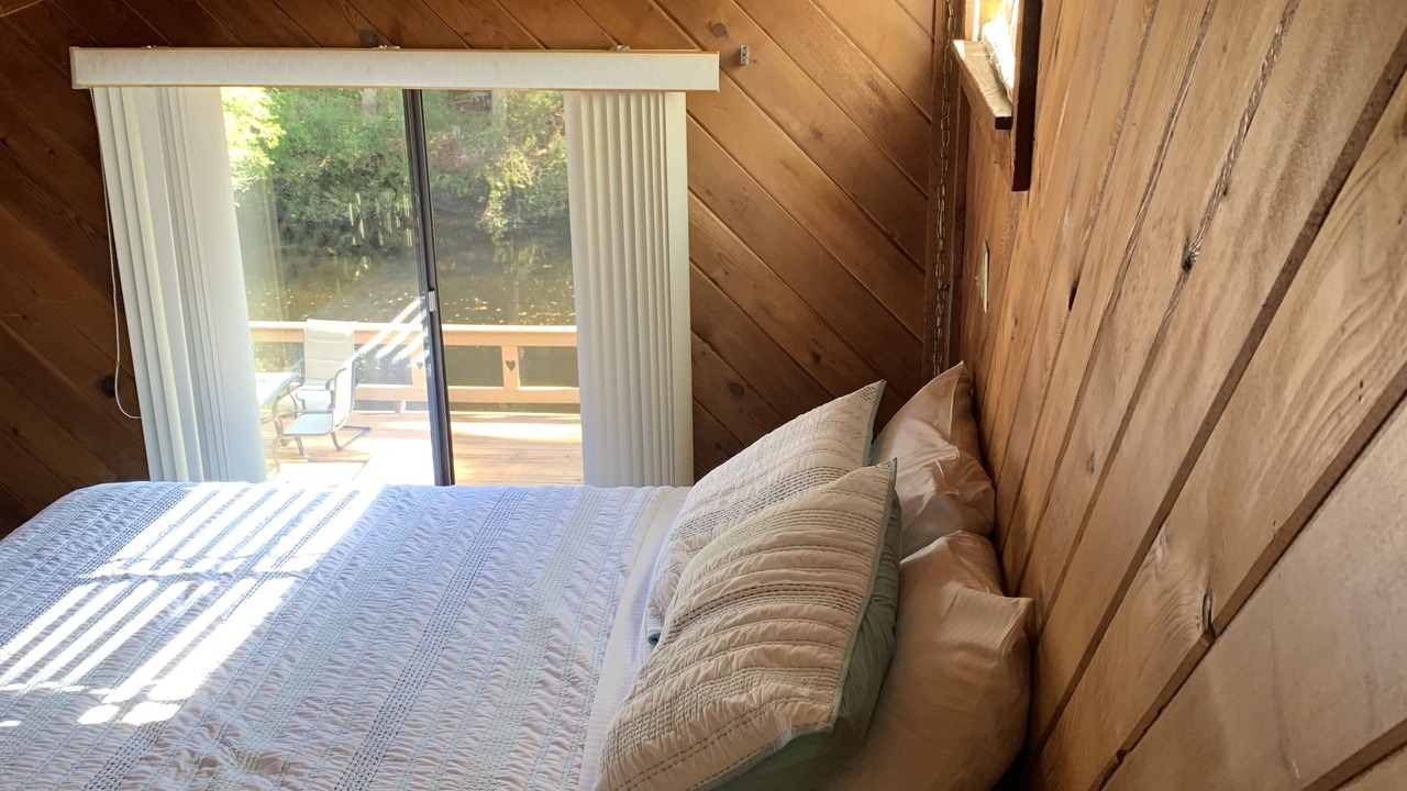 Photo of Bedroom in Crystal River