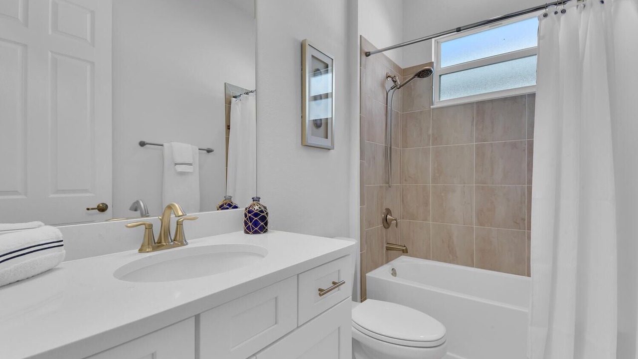 Photo of Bathroom in Biggar