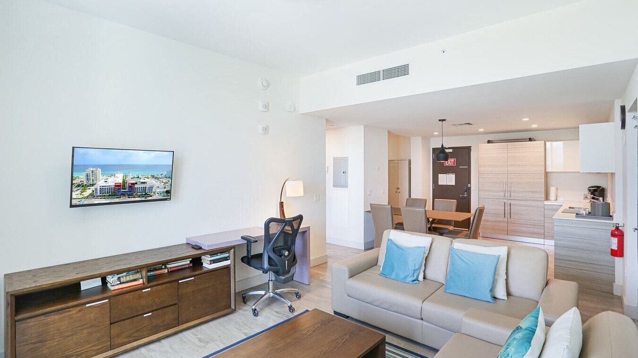 Photo of Livingroom in Hollywood
