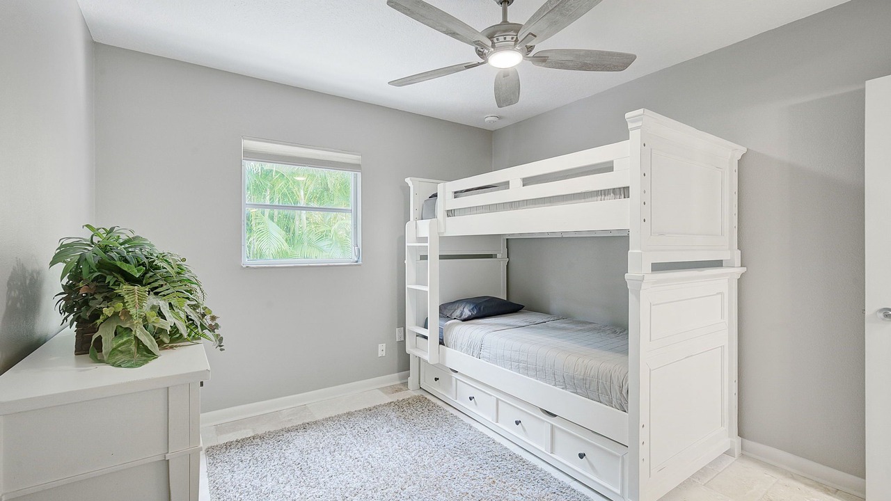 Photo of Bedroom in Bay Isle