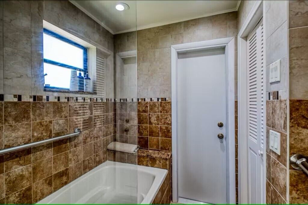 Photo of Bathroom in Deerfield Beach