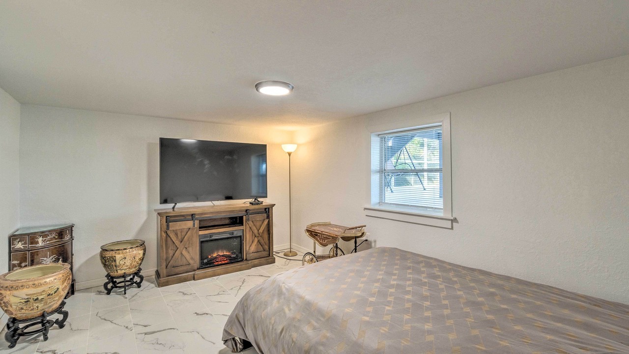Photo of Livingroom in Englewood South