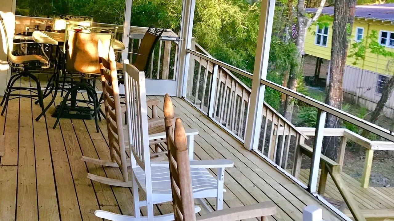 Photo of Outdoor in Bell