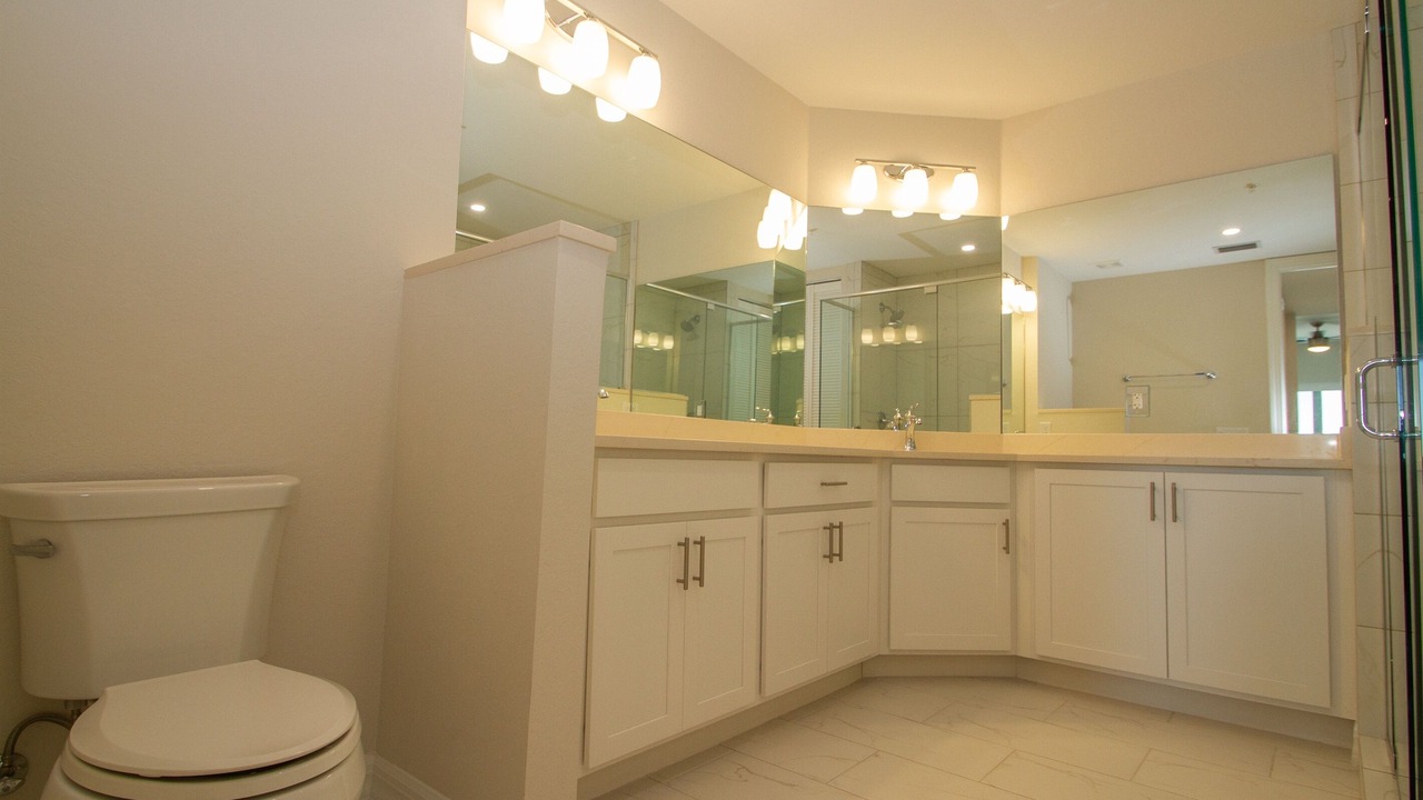 Photo of Bathroom in Naples