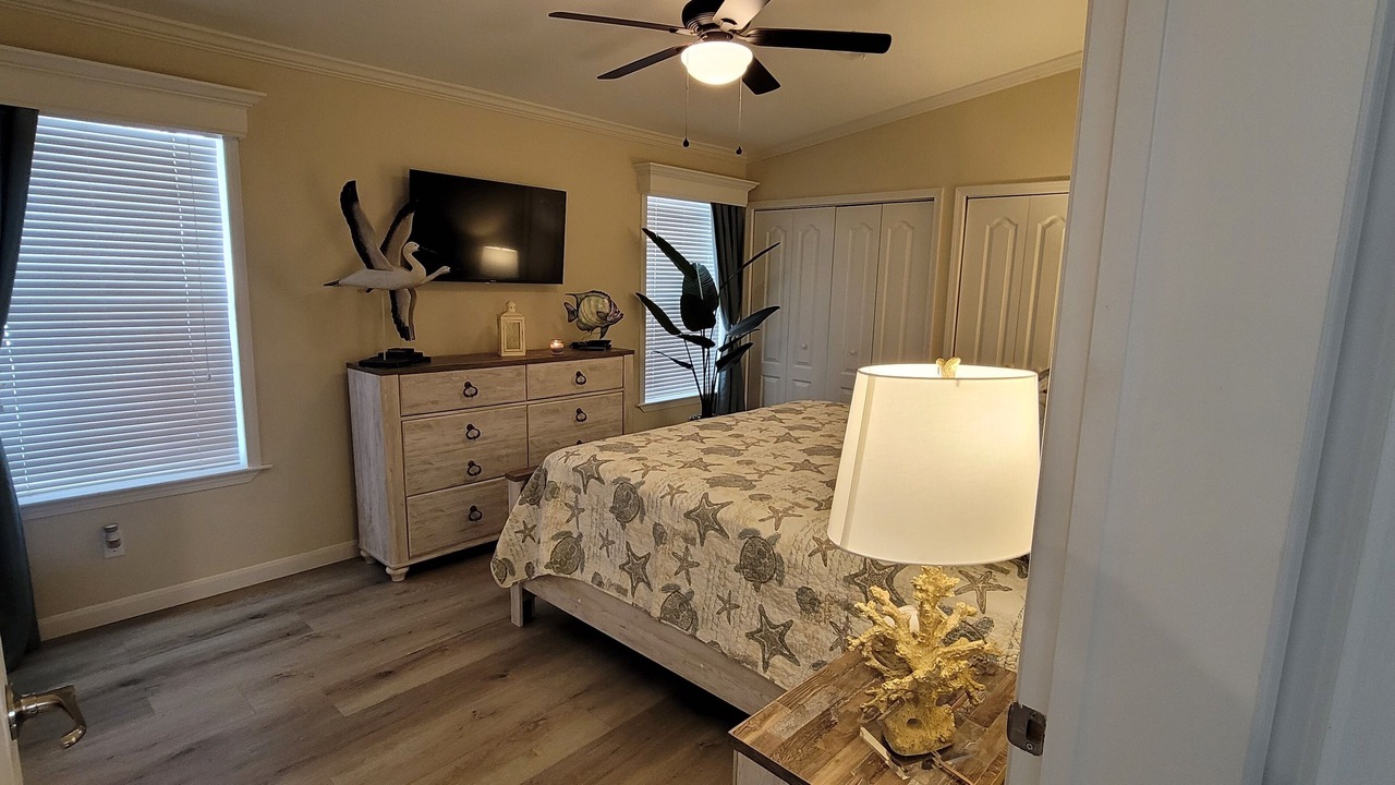 Photo of Bedroom in Saint James City