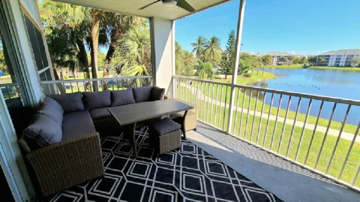 Photo of Outdoor in Jupiter Bay
