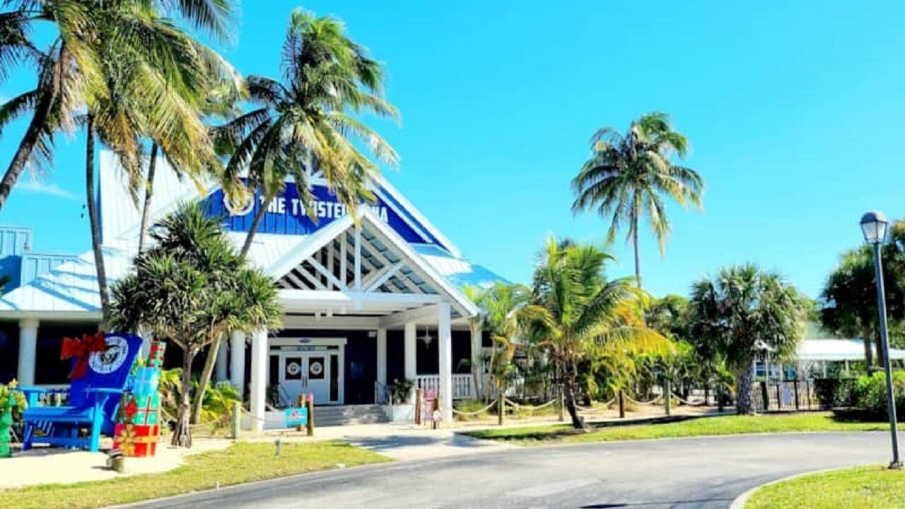 Photo of Others in Jupiter Bay