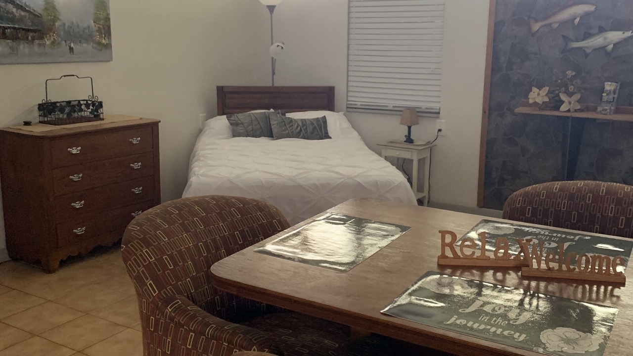 Photo of Bedroom in Chokoloskee