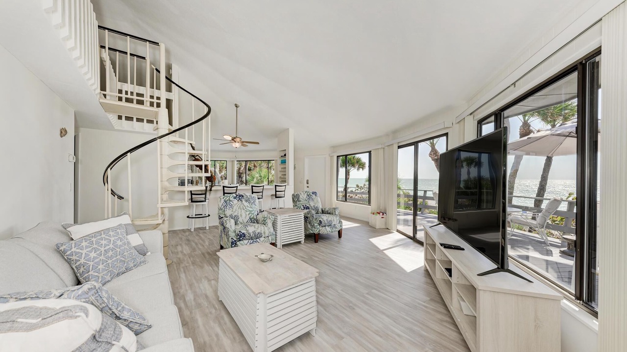 Photo of Livingroom in Englewood