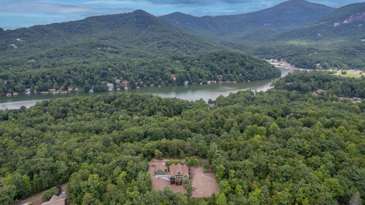 Photo of Outdoor in Lake Lure