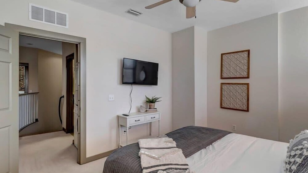 Photo of Bedroom in Springfield