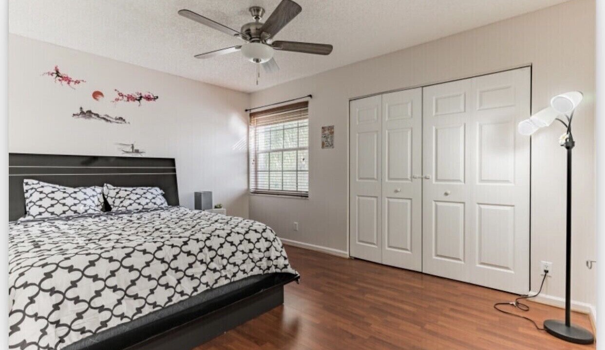 Photo of Bedroom in Survey Creek