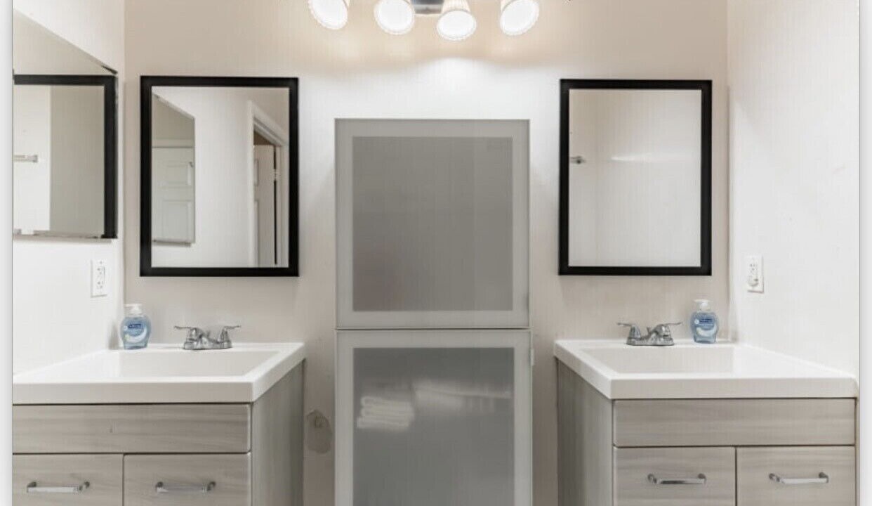 Photo of Bathroom in Survey Creek