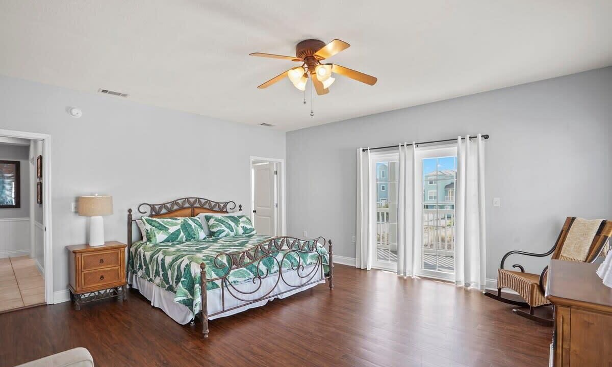 Photo of Bedroom in Seagrass