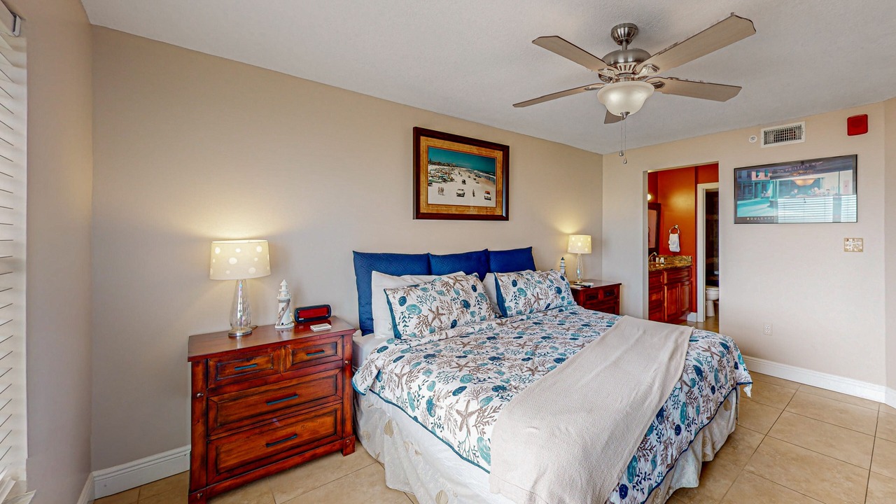 Photo of Bedroom in Seawinds Condo