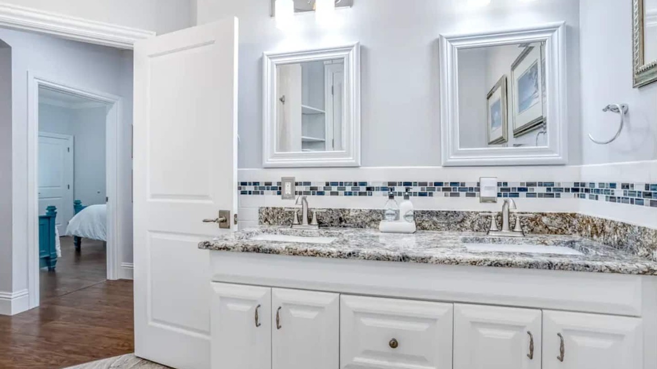 Photo of Bathroom in Palm River Estates