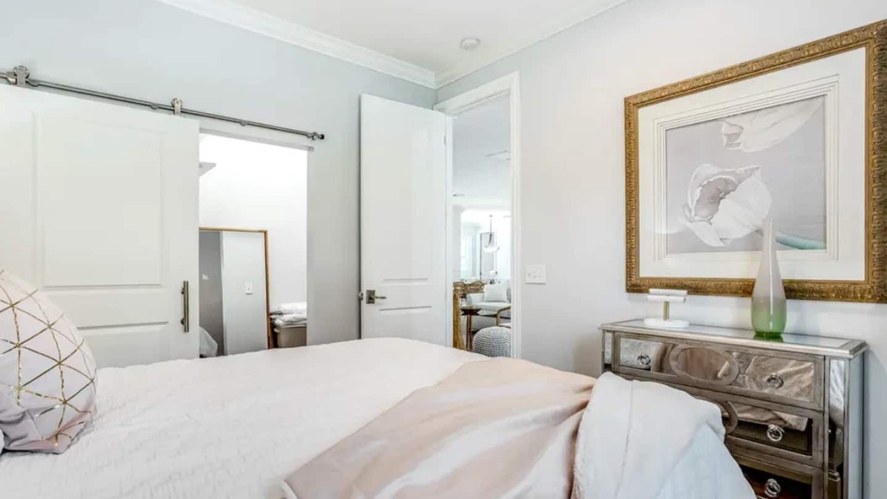 Photo of Bedroom in Palm River Estates