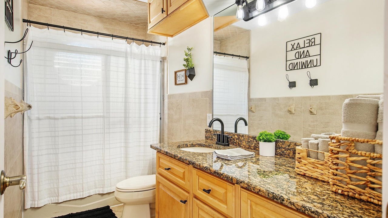 Photo of Bathroom in Biggar