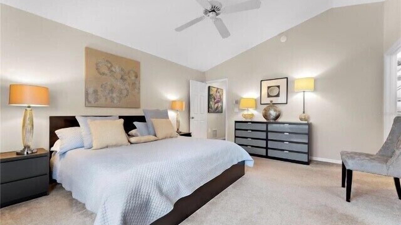 Photo of Bedroom in Bay Isle