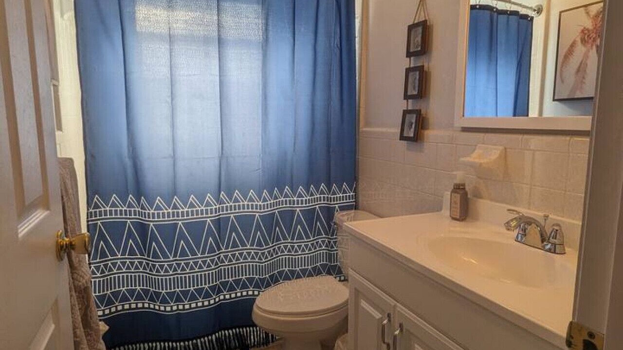 Photo of Bathroom in Naples Park