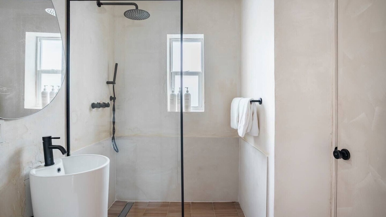 Photo of Bathroom in Croissant Park