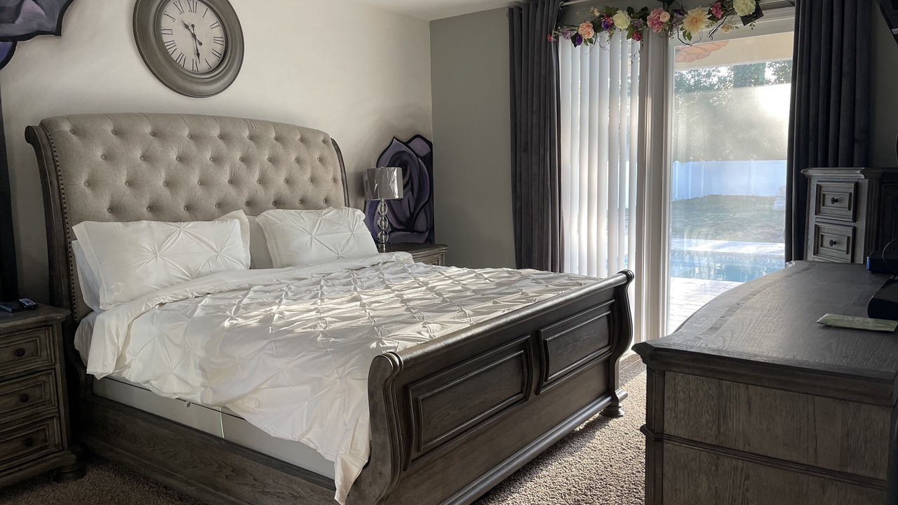 Photo of Bedroom in Riverview