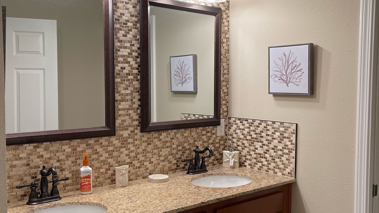 Photo of Bathroom in Riverview