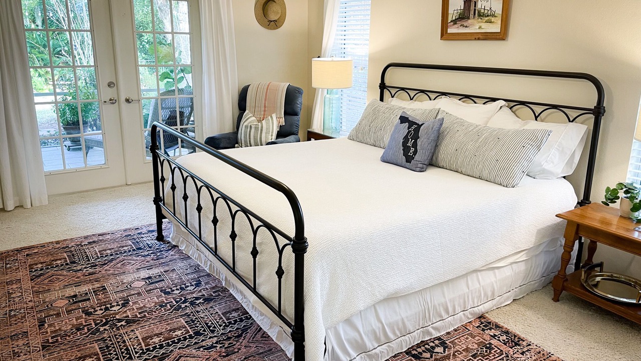 Photo of Bedroom in Dunnellon
