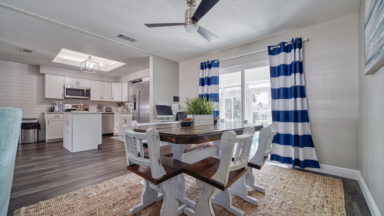 Photo of Kitchen in Cypress Gardens