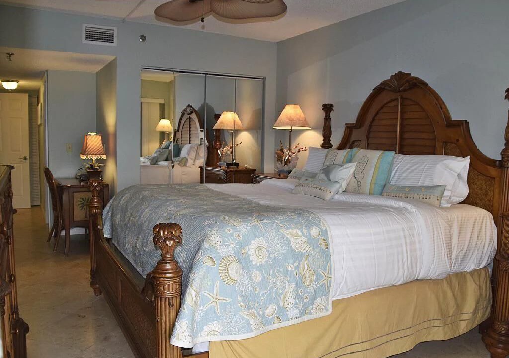 Photo of Bedroom in Madeira Beach