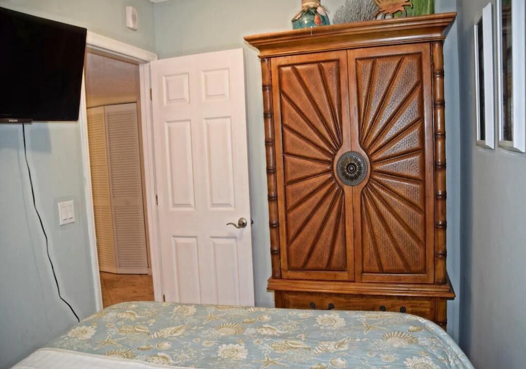 Photo of Bedroom in Madeira Beach