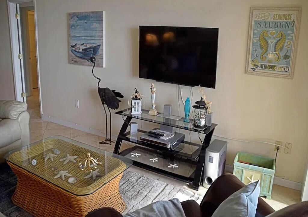 Photo of Livingroom in Madeira Beach
