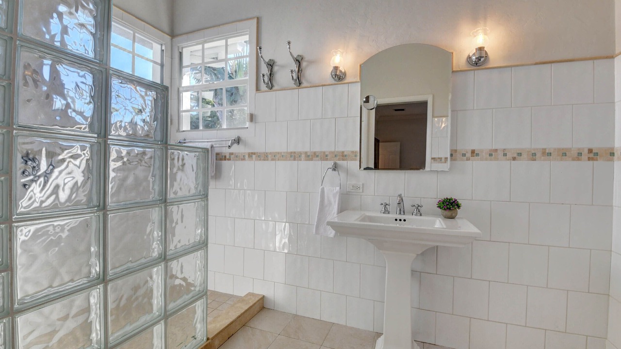Photo of Bathroom in Lake Ida Shores